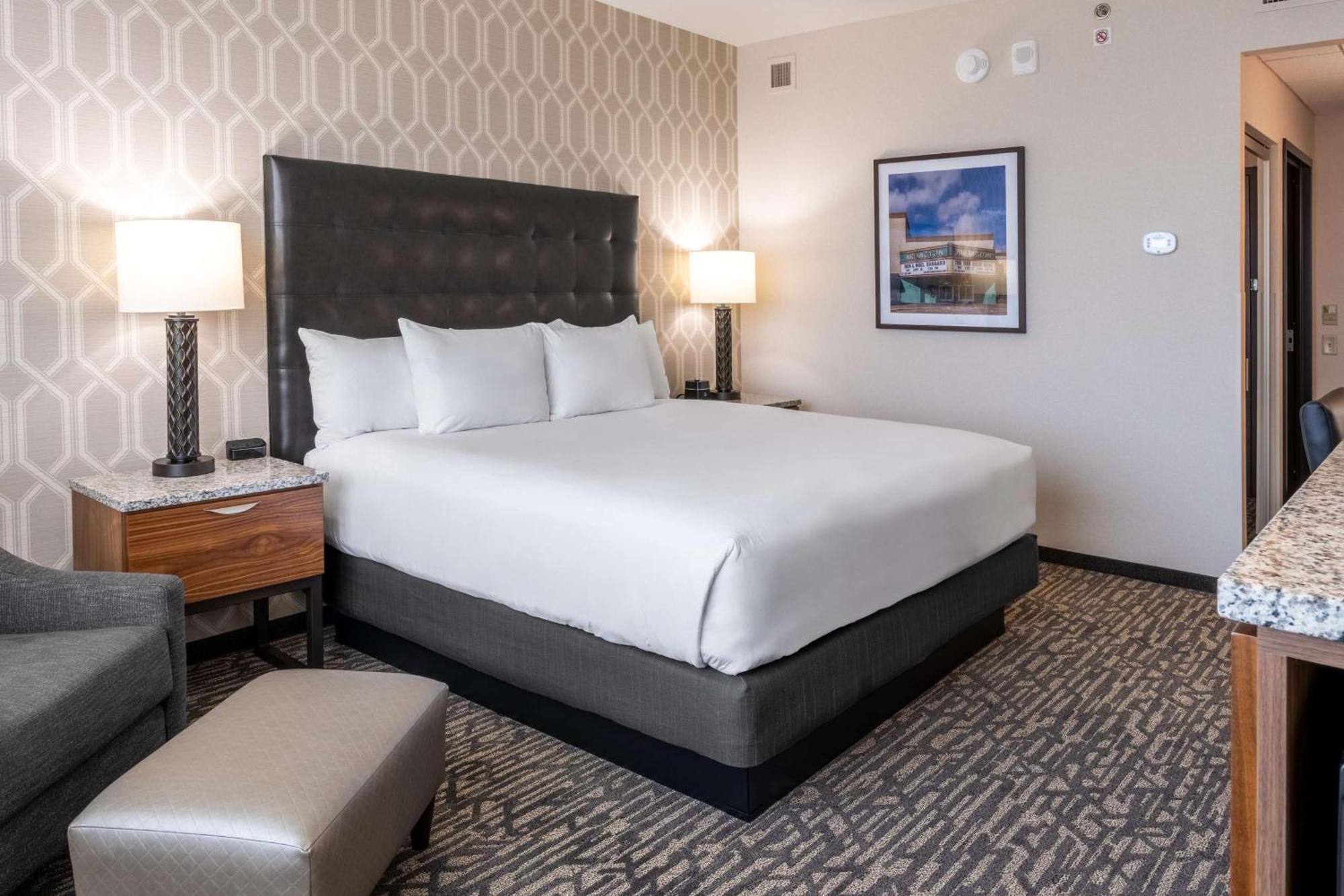 Drury Plaza Hotel Dallas Arlington Exterior foto