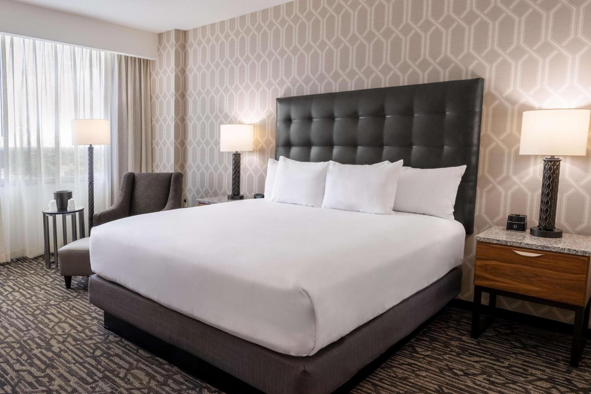 Drury Plaza Hotel Dallas Arlington Exterior foto